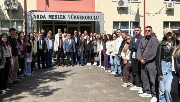 Kosovalı öğrencilerden akademik ziyaret