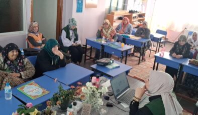 Kursiyerlere bağımlılıkla mücadele eğitimi