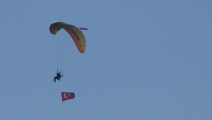 19 Mayıs için uçtu