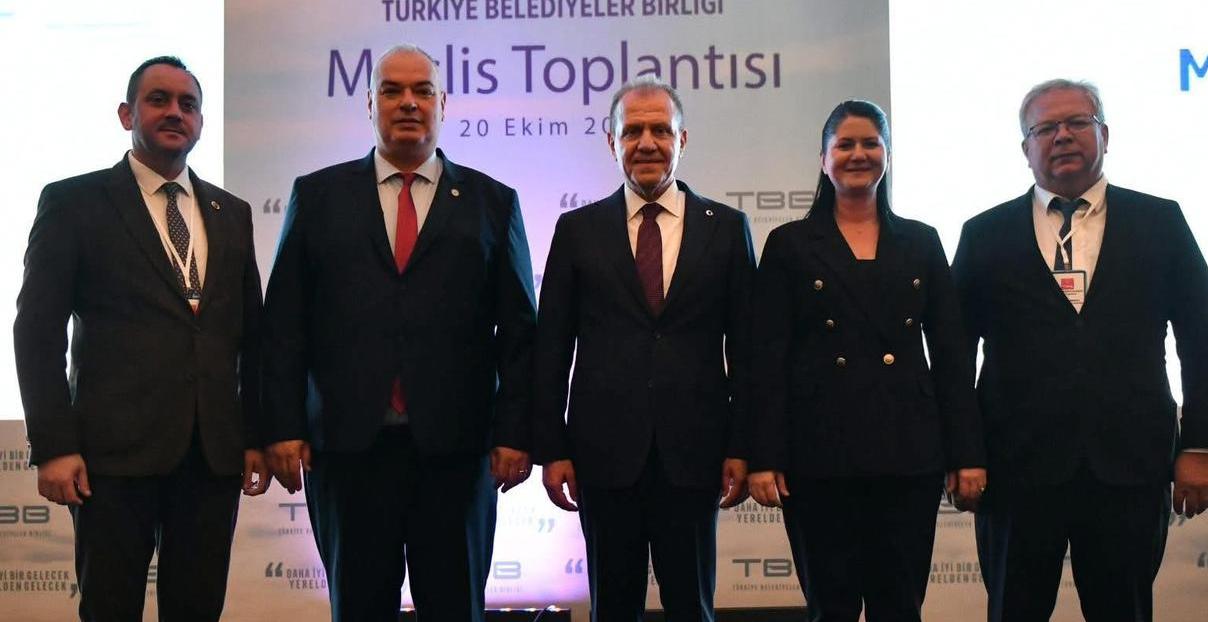 Seçimde oy kullandılar