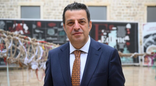 Tatilin sanatsal rotası Edirne Bienali