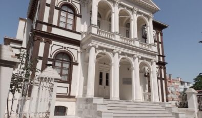 ‘Tarihi Türk Ocakları binası asıl sahibine tahsis edilmeli’