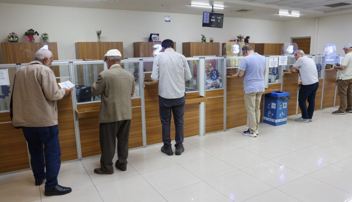 Vezneler, arife günü yarım gün açık