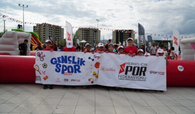 Gençler festivalde buluşuyor