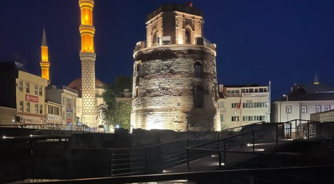 Yıllar sonra kapılarını açıyor