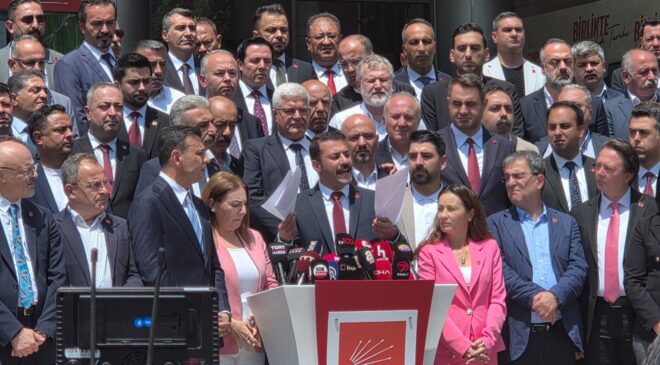 ‘Önce kurultay, sonra iktidar’