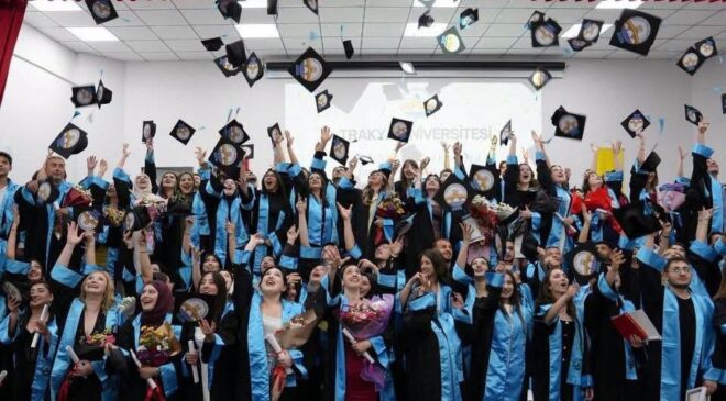 İpsala MYO’da mezuniyet coşkusu