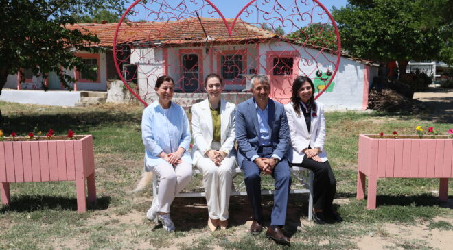 Enez çiçek açtı