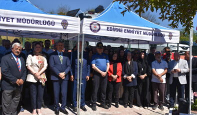 Şehit polis kabri başında anıldı