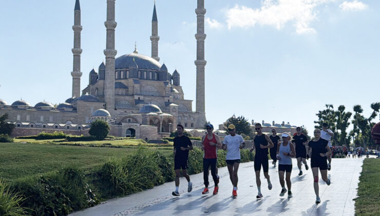Selimiye için koştular