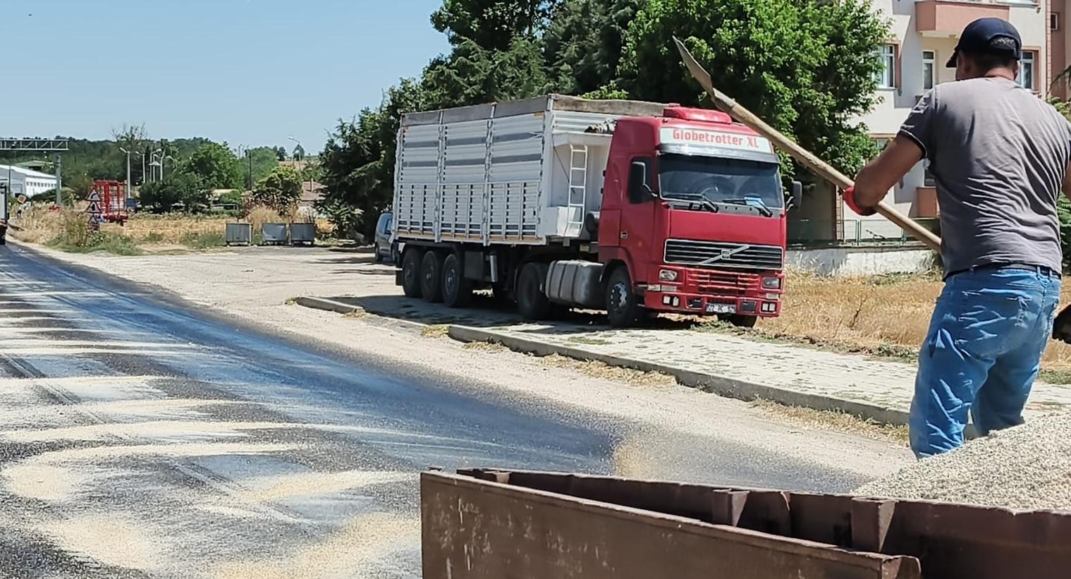 Asfalt eridi, yapış yapış oldu