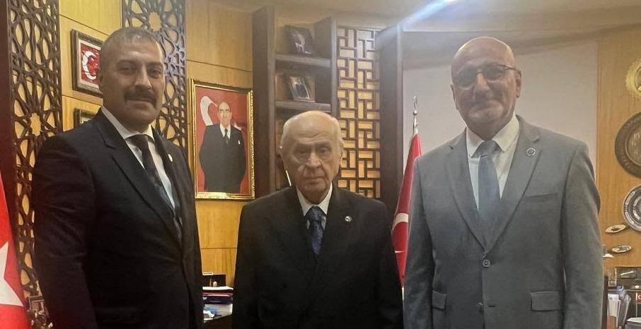 Bahçeli’den selam var