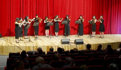 Öğrencilerden muhteşem yıl sonu performansı
