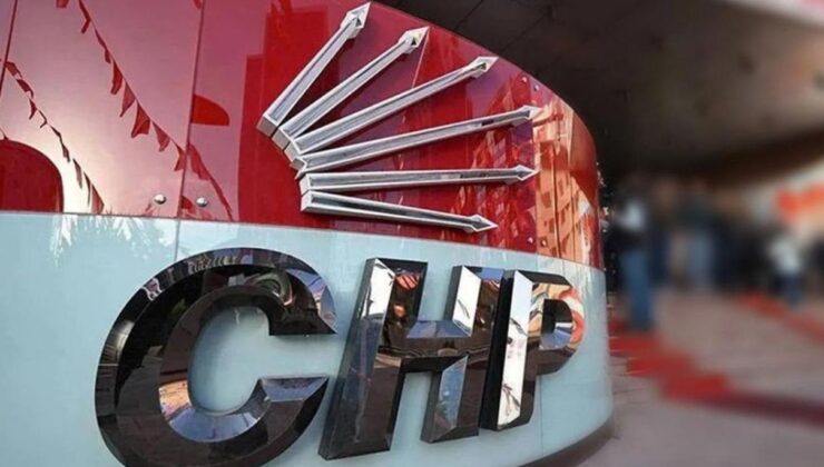 CHP’li eski vekillerden acil kurultay çağrısı