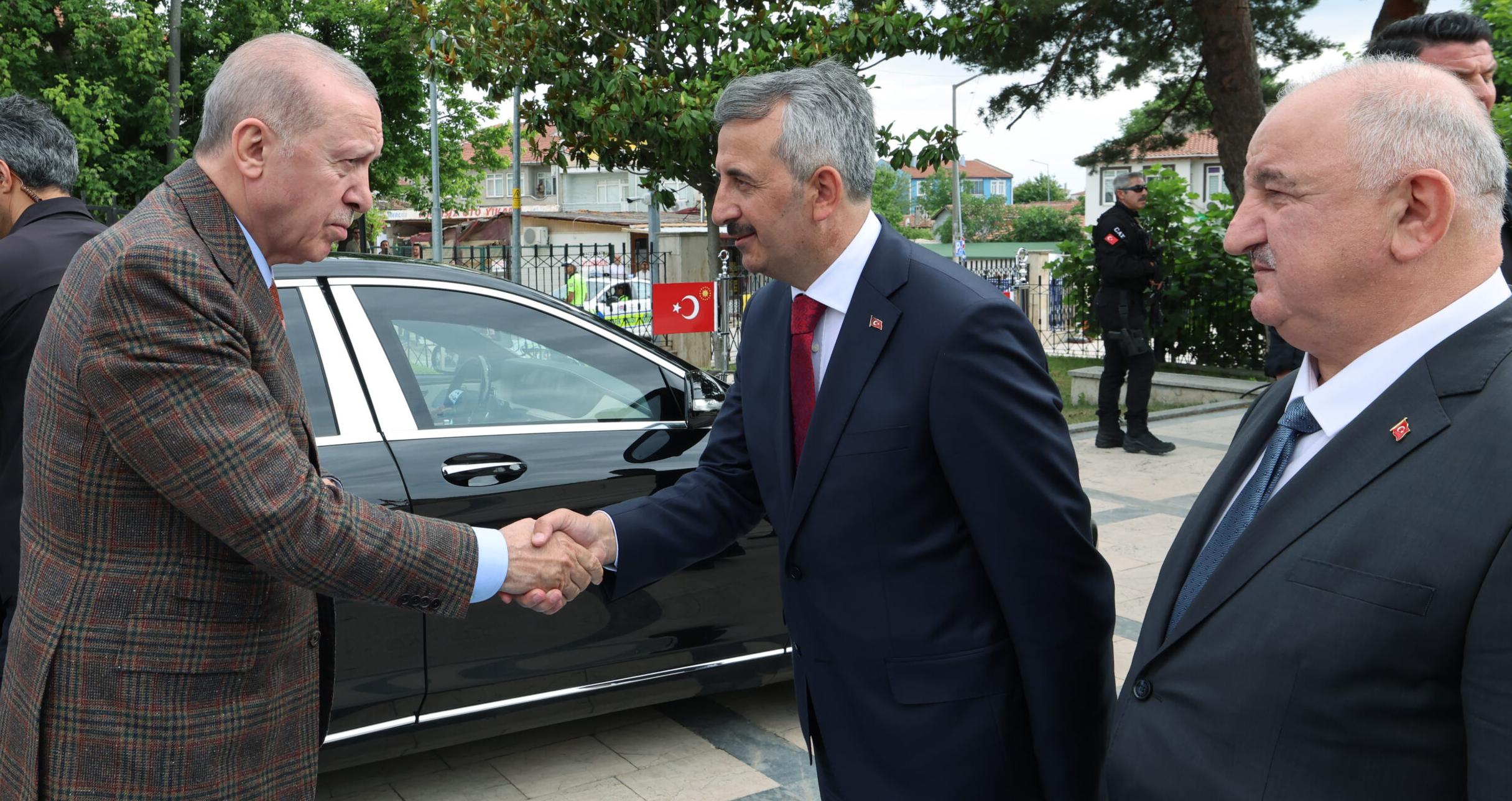 Cumhurbaşkanı Erdoğan’dan ziyaret