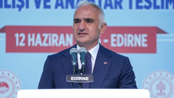 ‘Birileri konuşur, biz yaparız’