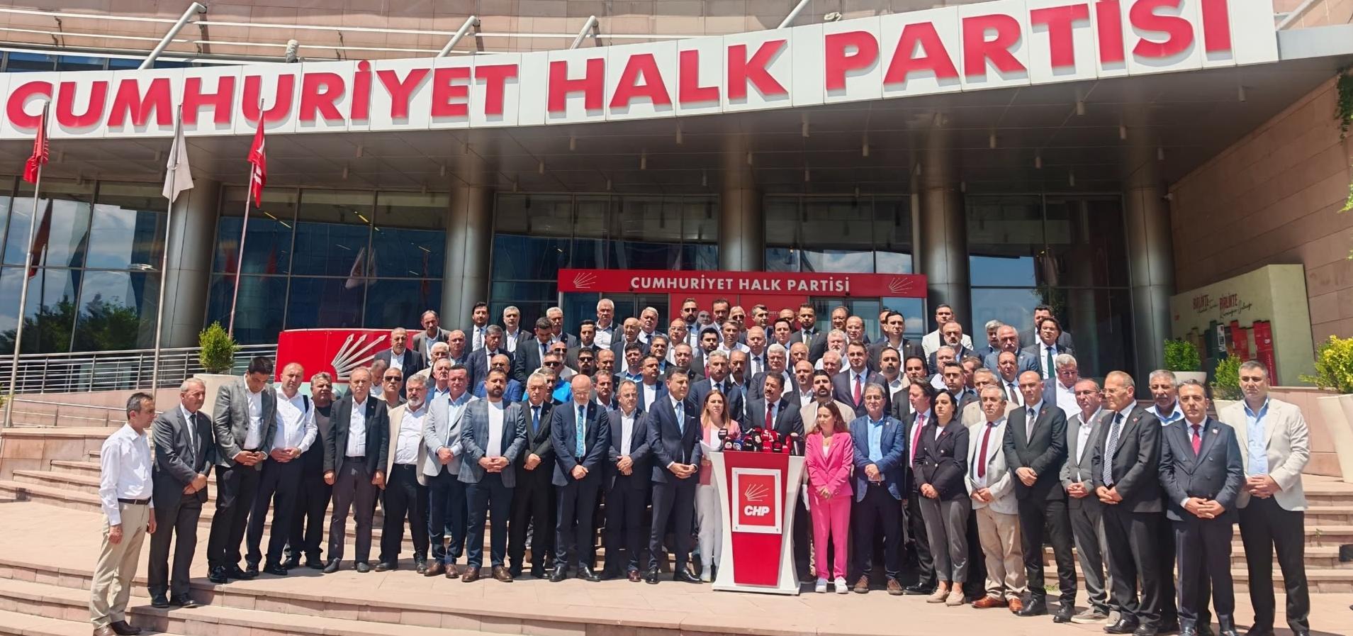 ‘Önce kurultay, sonra iktidar’