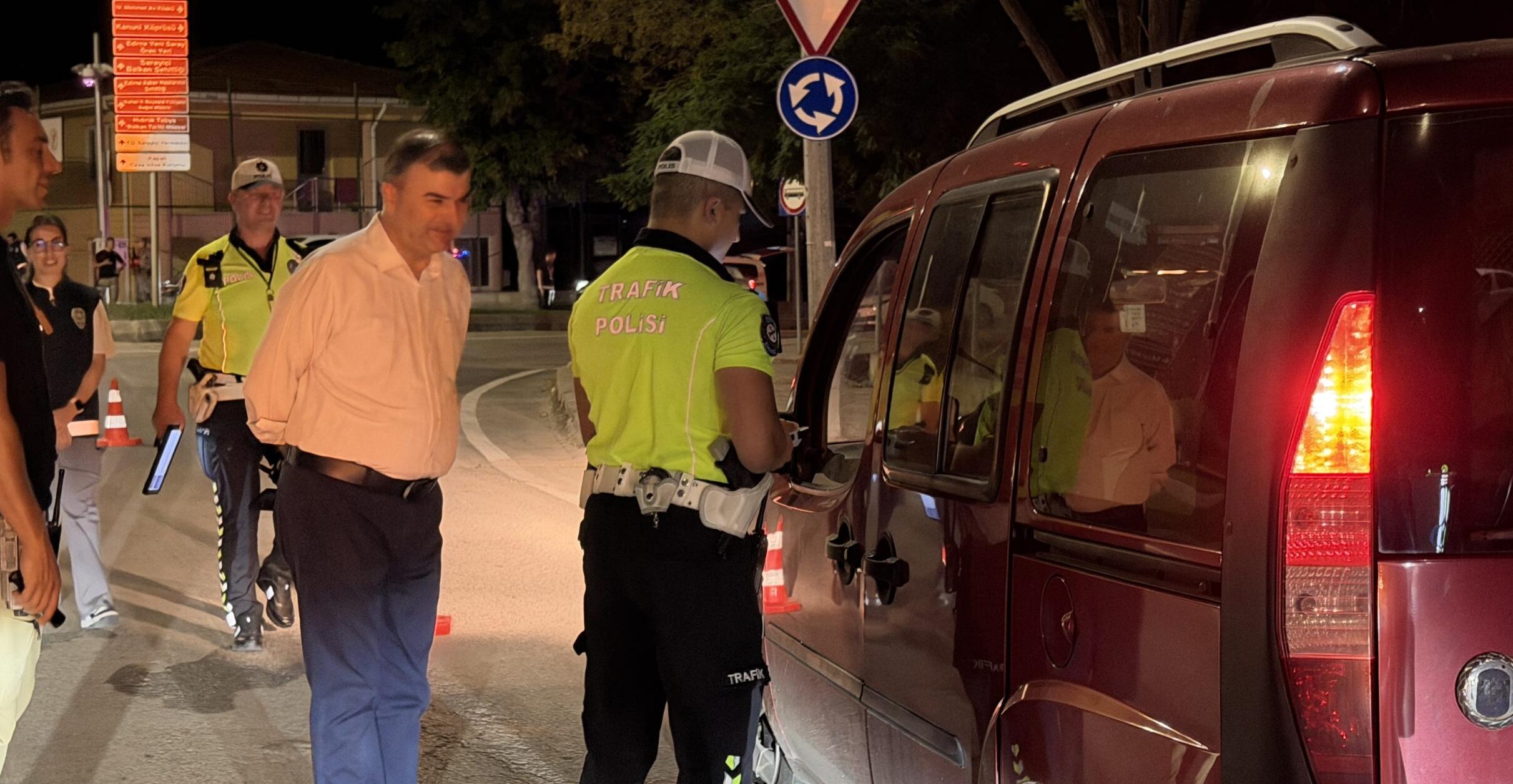 Edirne polisinden şok uygulama