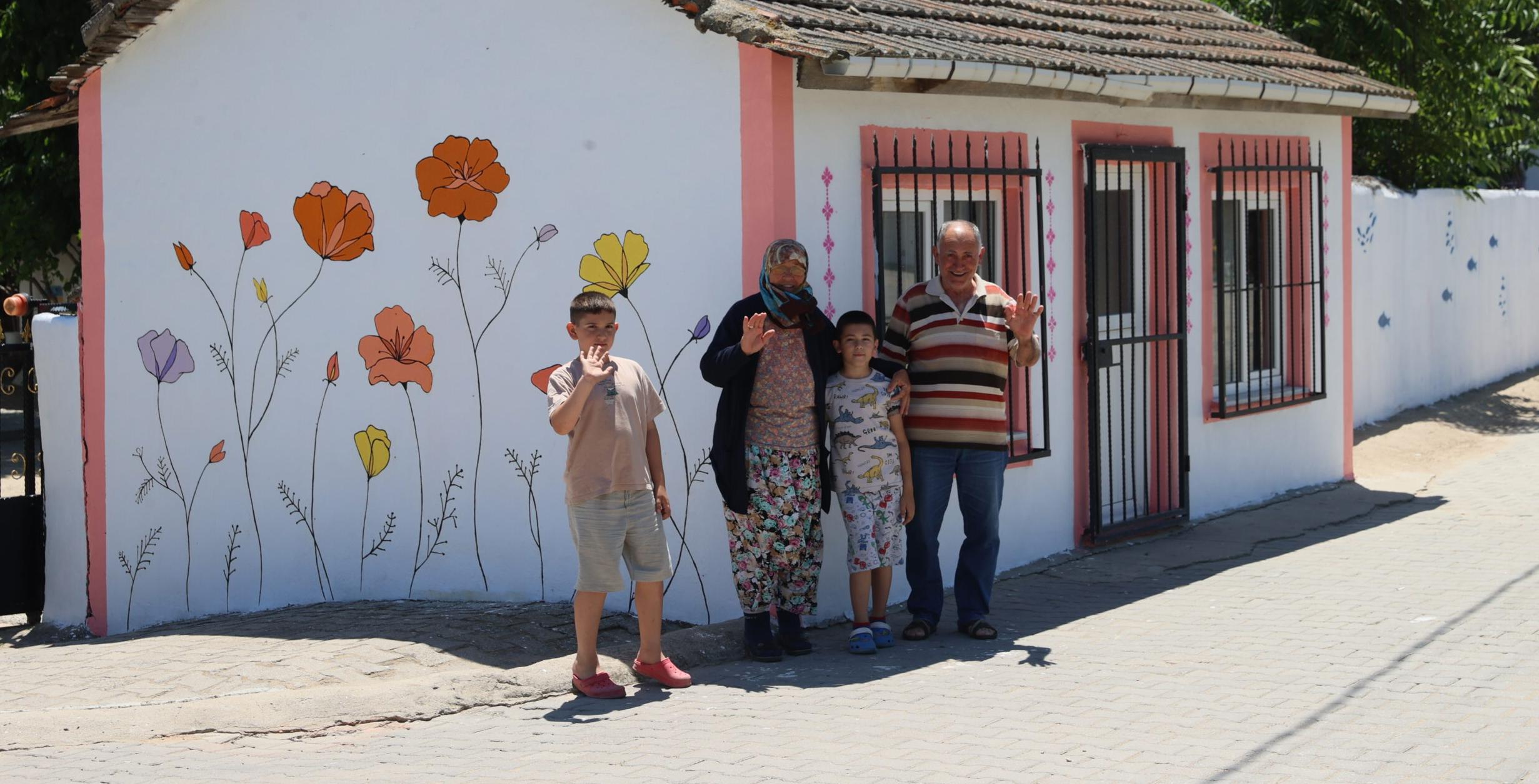 Enez çiçek açtı
