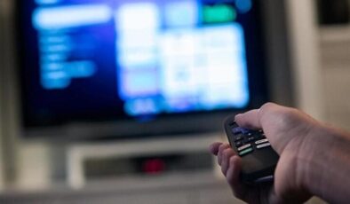 Evliler daha çok televizyon izliyor