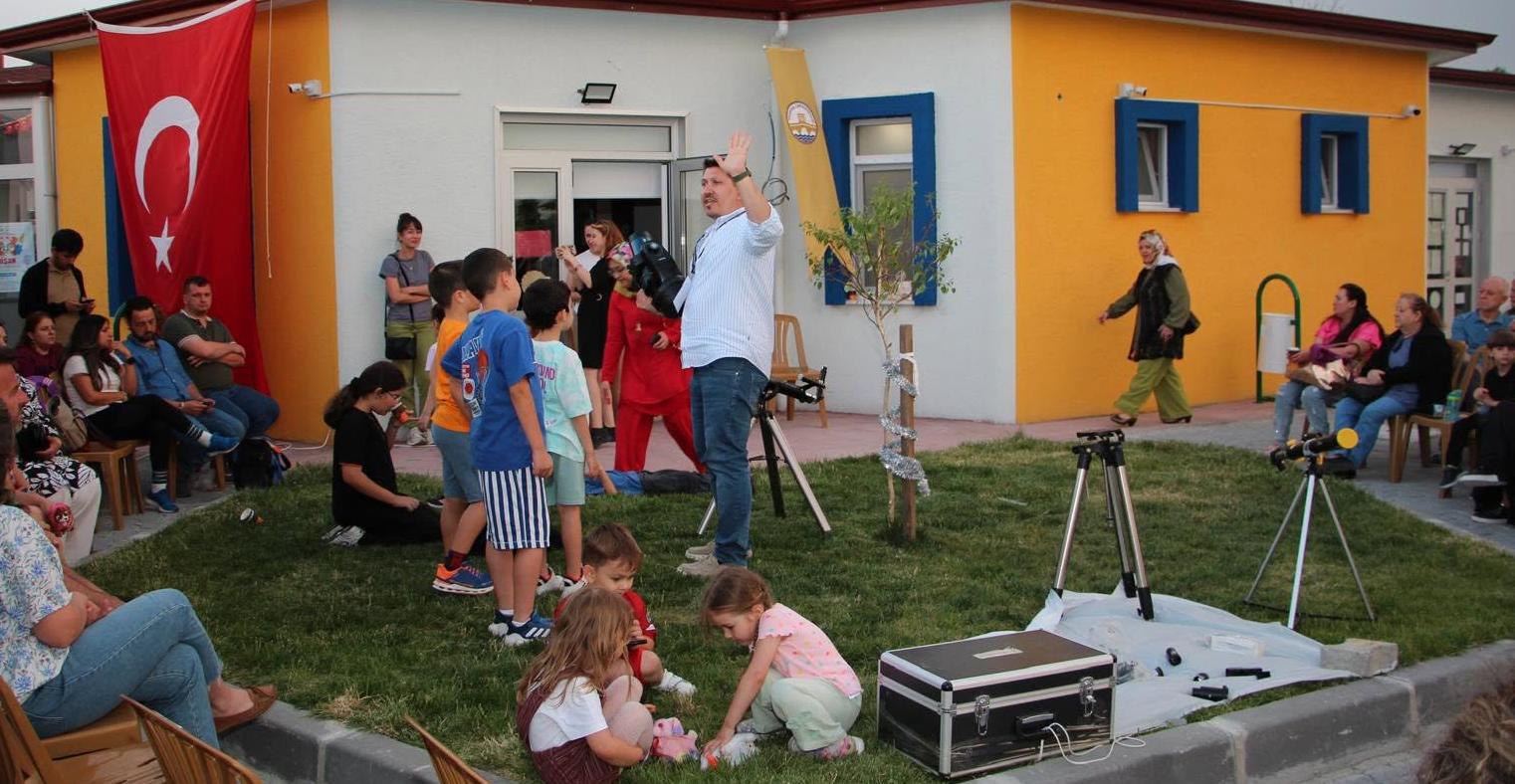 Gökyüzü kaşifleri gece mesaisinde