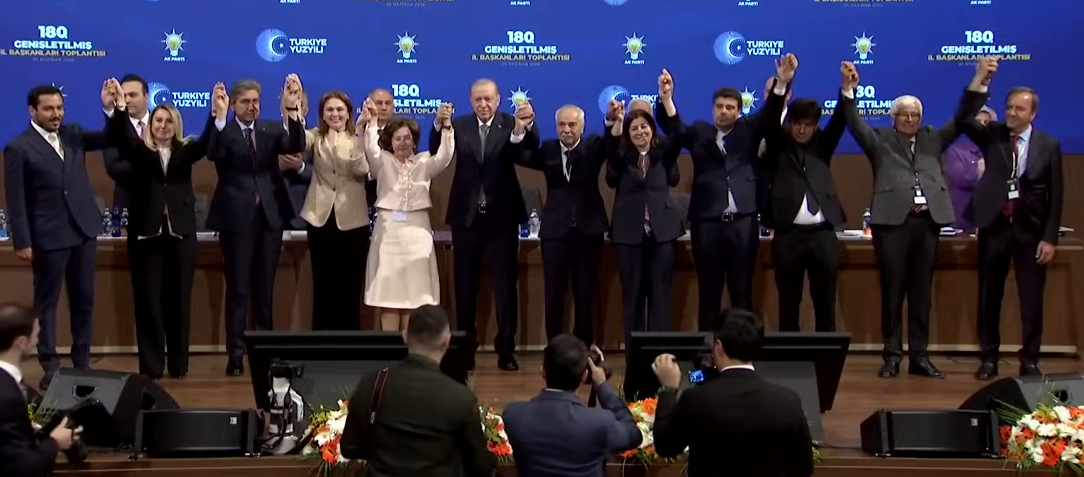 Mehmet Özcan AK Parti’de