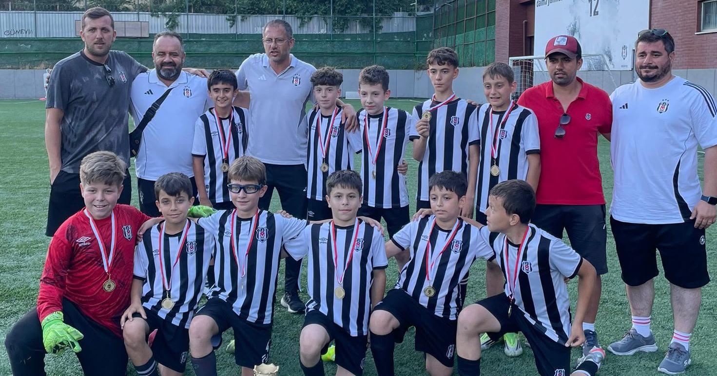 Minik kartallardan Türkiye derecesi