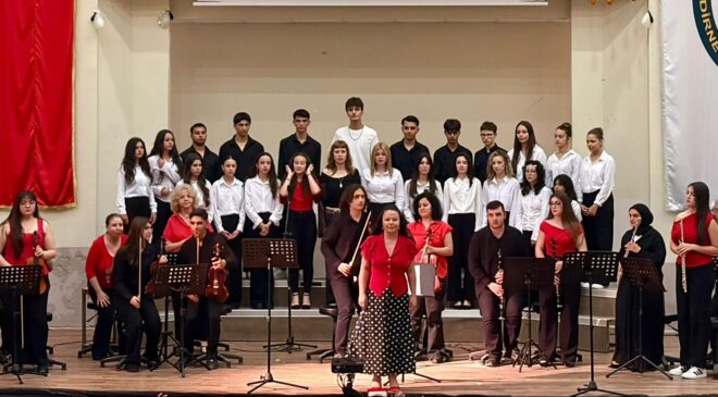 Öğrencilerden muhteşem konser