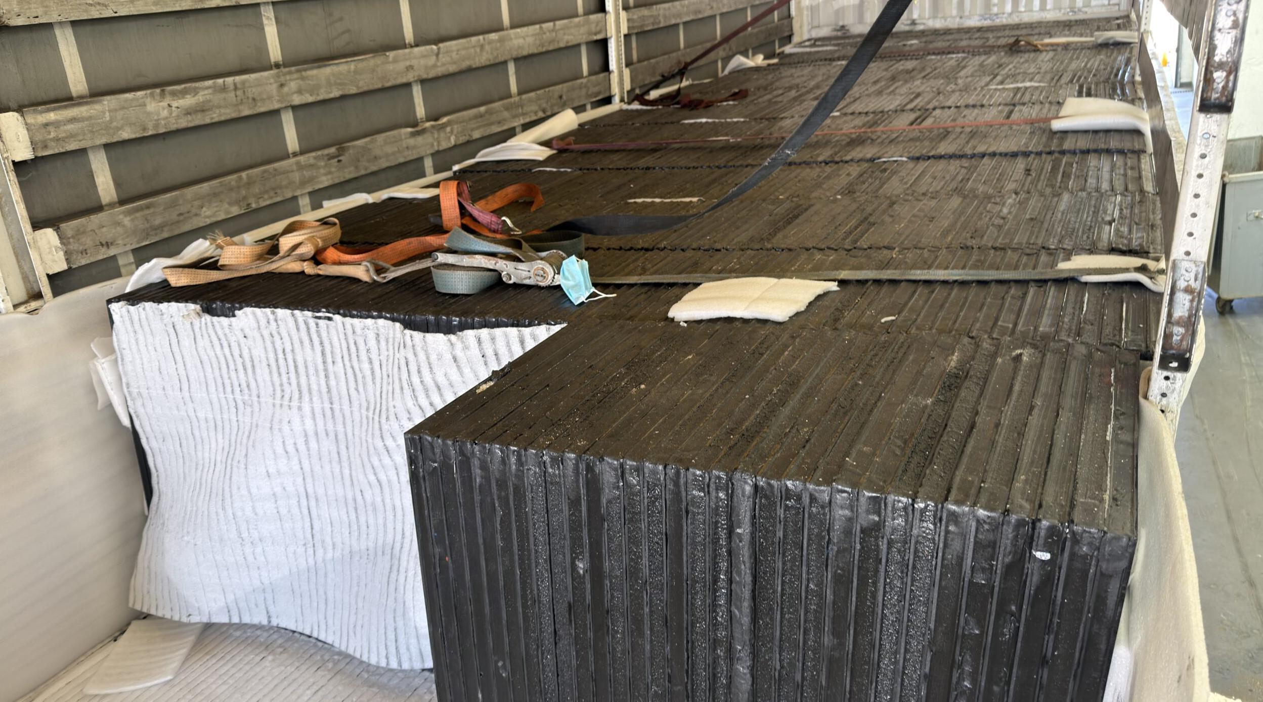 Sınırda 1,5 ton uyuşturucu ele geçirildi