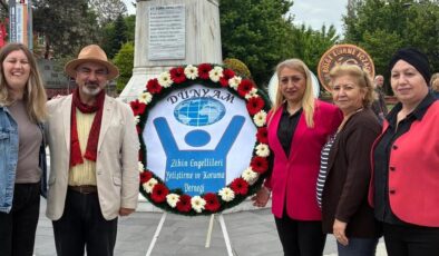 ‘Eğitim hakkı yaş sınırıyla gasp edilemez’