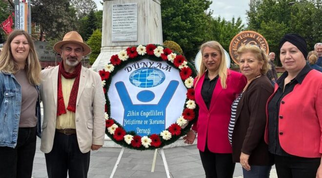 ‘Eğitim hakkı yaş sınırıyla gasp edilemez’