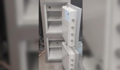 Para kasasını çaldılar!