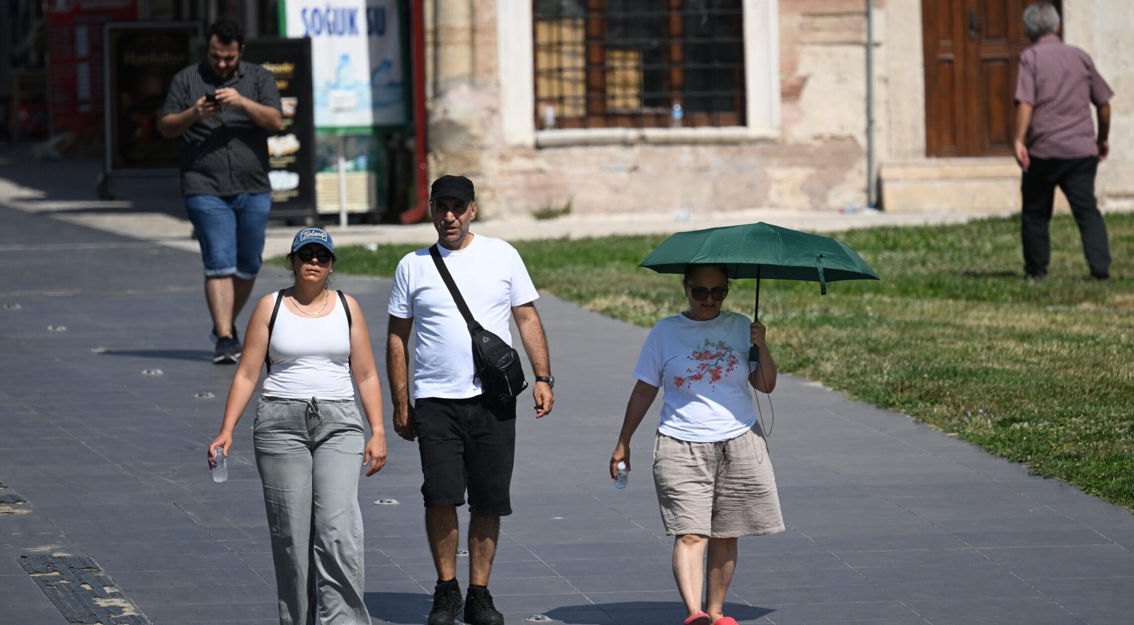 Sıcak hava bunalttı