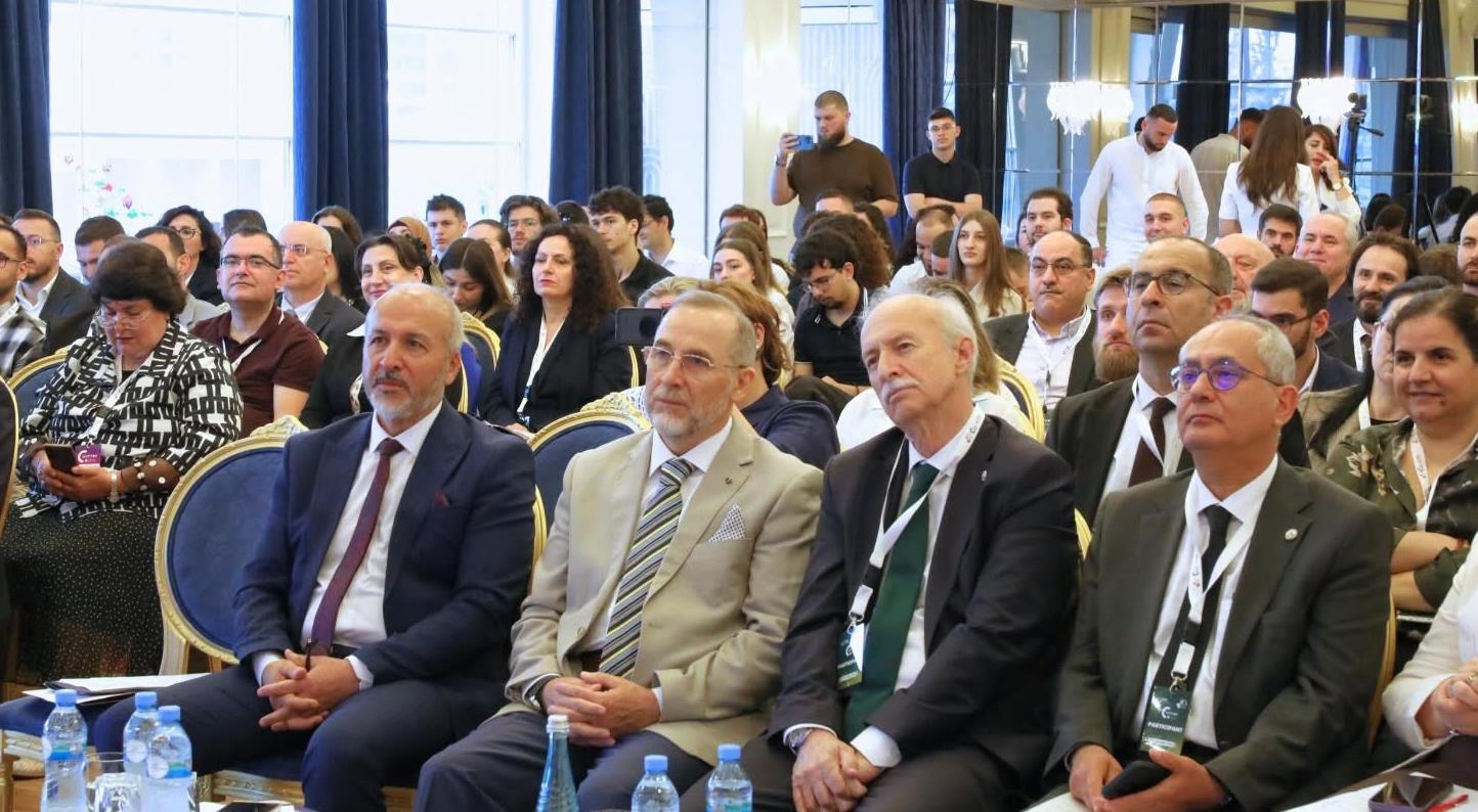 Trakya Üniversitesi’ne Tiran’dan ödül