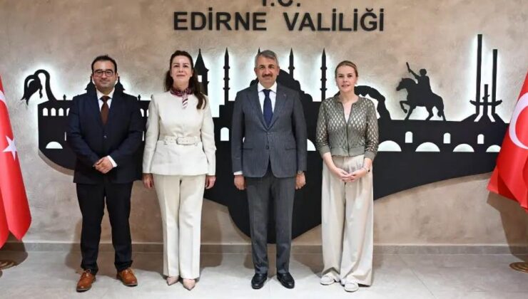 Türk Kızılay heyetinden Vali Sezer’e ziyaret