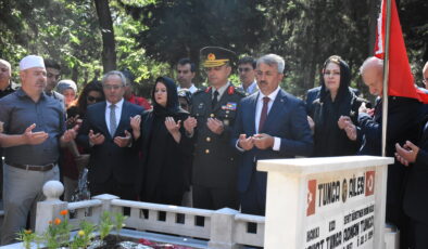 Şehit kabirleri ziyaret edildi