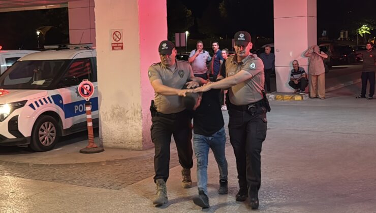 Şüpheli minibüsten düzensiz göçmen çıktı