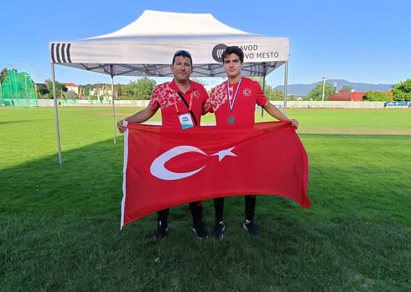 Atletizmde madalya geldi
