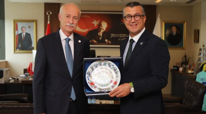 Hatipler’den TÜSEB’e ziyaret