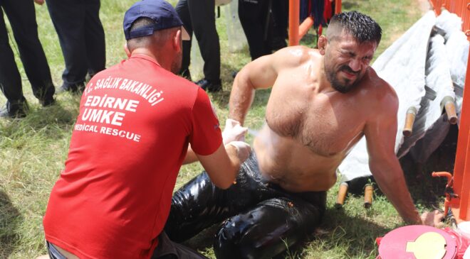 Kırkpınar’da 107 sağlık personeli görev yaptı
