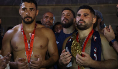 Başpehlivana sevgi seli