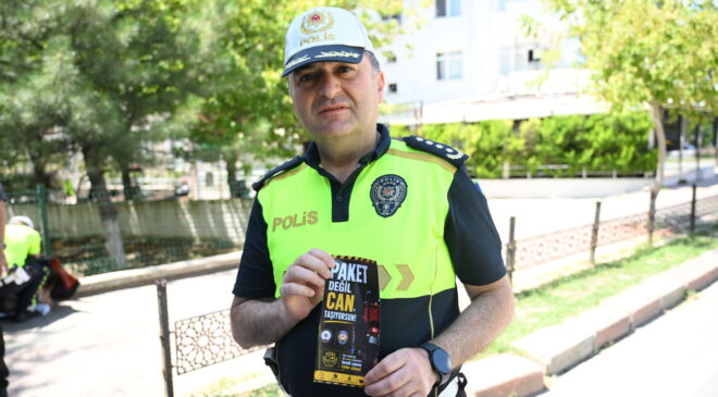 Motosikletlilere güvenli sürüş eğitimi