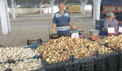 Fiyatlar göz yaşarttı