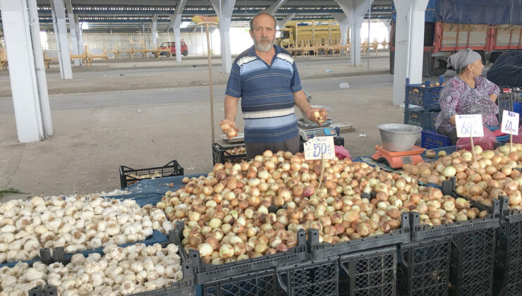 Fiyatlar göz yaşarttı
