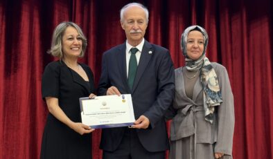 TÜ’de başarıya ödül