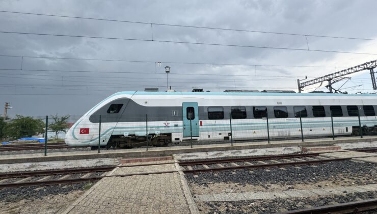 Elektrikli Tren Uzunköprü’ye ulaştı