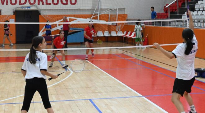 ANALİG badminton grup müsabakaları tamamlandı
