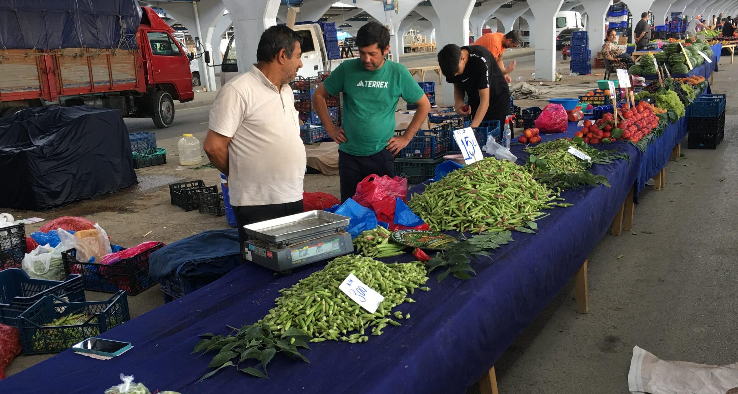 Bamya 300 liradan tezgaha çıktı