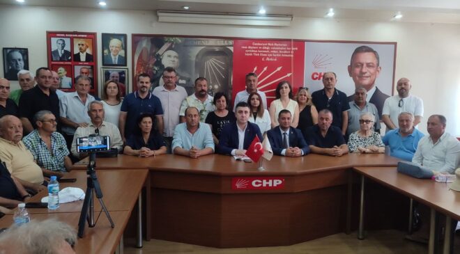CHP Keşan’da toplu istifa