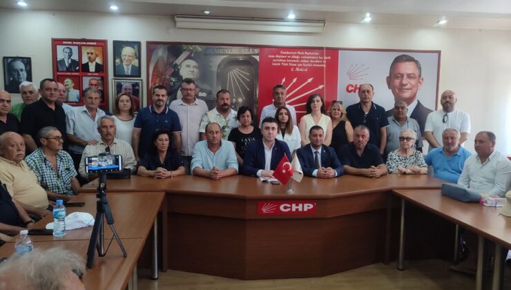 CHP Keşan’da toplu istifa